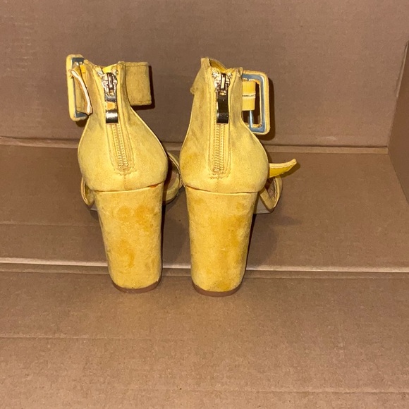 ROUGE SHOES - Picture 2 of 5